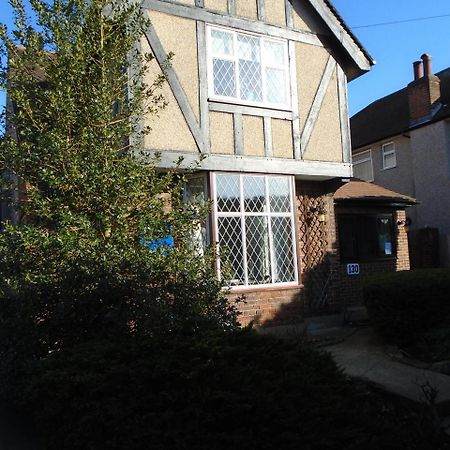 Edgware B&B Barnet Buitenkant foto