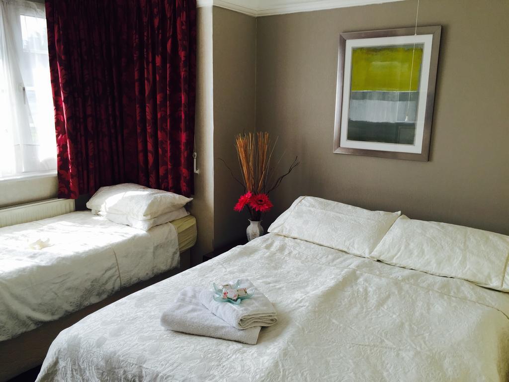 Edgware B&B Barnet Buitenkant foto